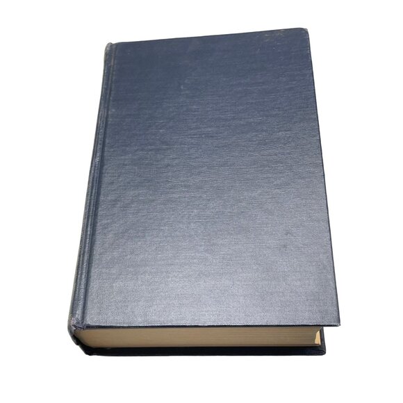 The outline of history book H.G. Wells Hardcover copyright 1949 English READ - Picture 1 of 8